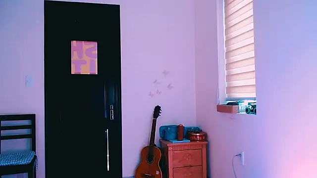 Cosmo Riri online show from March 12, 2026, 8:40 am