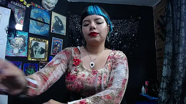 Yourmadame P online show from February 12, 2025, 9:22 pm