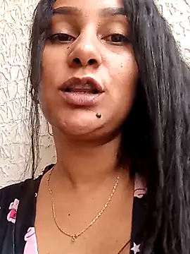 Leticia goddes online show from March 14, 2025, 6:50 pm