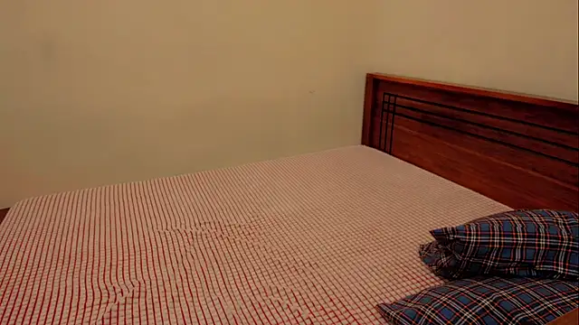 Kiara-Tanvi online show from October 24, 2025, 4:39 pm