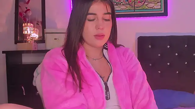 zoe kittylove online show from March 15, 2025, 9:19 am