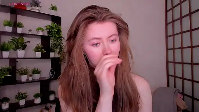 Snapshot of KateCuddle chatting on February 24, 2026, 2:34 am KateCuddle online show from February 24, 2026, 2:34 am