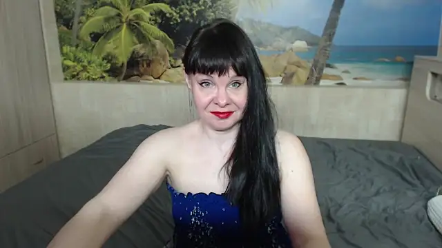 Snapshot of Aphelandra chatting on January 24, 2025, 5:00 pm Aphelandra online show from January 24, 2025, 5:00 pm