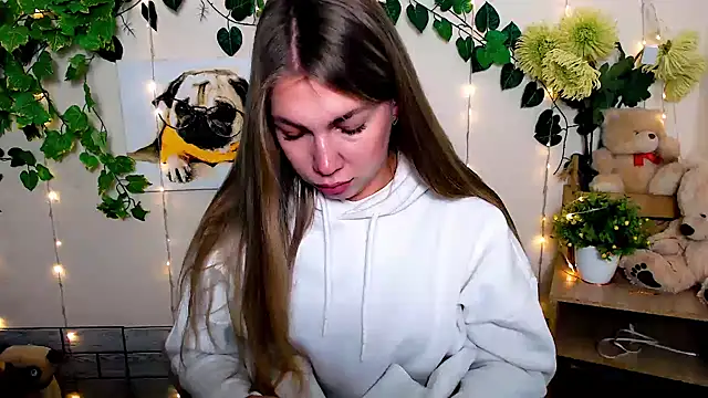 Sport Tall Doll online show from November 15, 2025, 12:53 pm