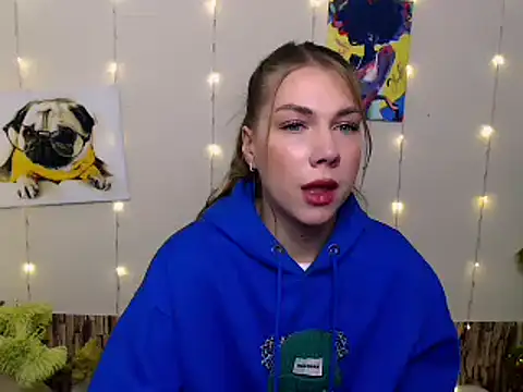 Sport Tall Doll online show from December 10, 2024, 11:11 am