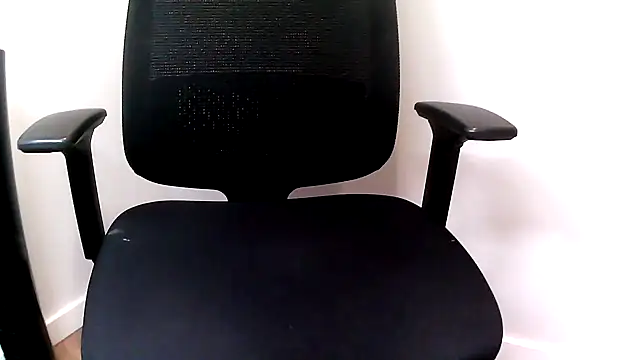 rickyi2023 online show from September 24, 2025, 2:12 pm