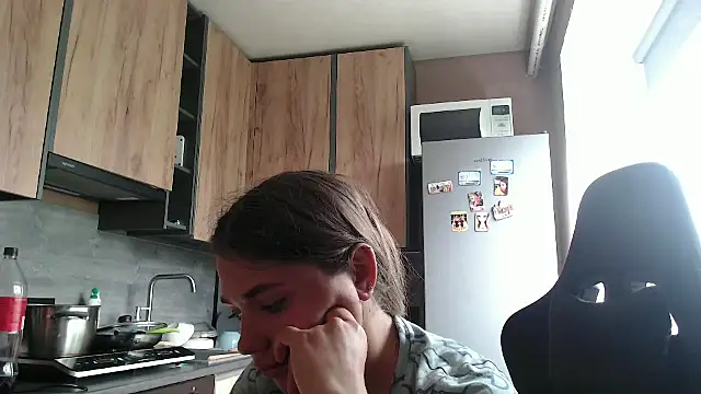 Snapshot of delightful_sofi chatting on June 3, 2026, 11:44 am delightful sofi online show from June 3, 2026, 11:44 am
