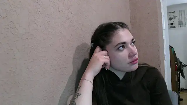 delightful sofi online show from April 10, 2026, 6:48 pm