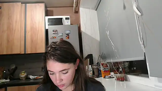 delightful sofi online show from November 5, 2025, 6:33 pm