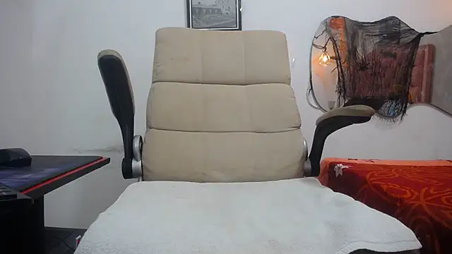 SHARICK GRECO online show from October 10, 2025, 12:28 pm