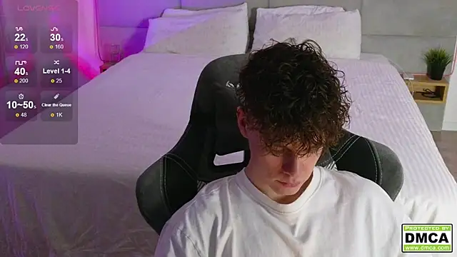 cute thomas online show from January 24, 2025, 7:07 pm