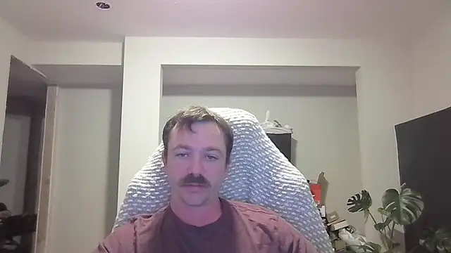 8inchHOLEpunch online show from November 14, 2025, 3:32 am