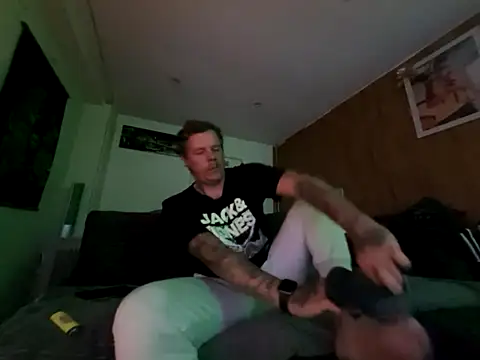 steveindahouse online show from October 13, 2025, 3:41 am