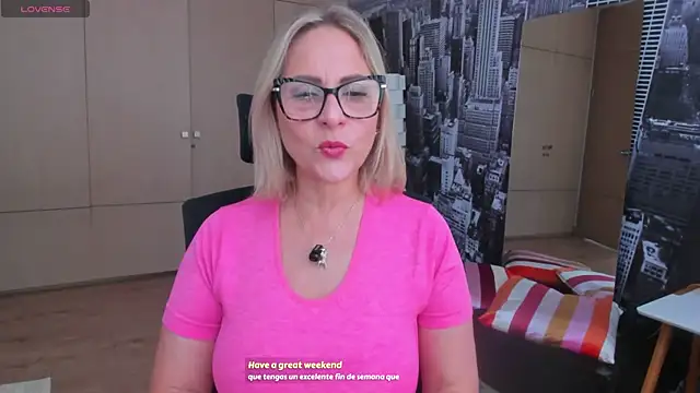 Snapshot of jane_turner chatting on May 15, 2026, 1:20 pm jane turner online show from May 15, 2026, 1:20 pm