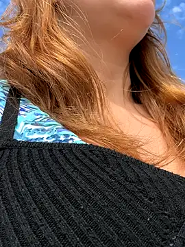 LeaGambit   online show from October 10, 2025, 7:15 pm