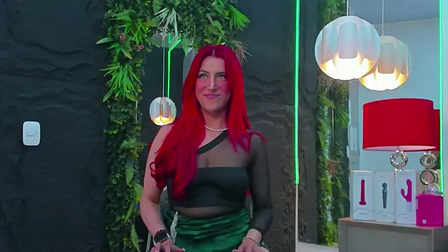 Snapshot of AllissaBrowm chatting on February 13, 2026, 4:07 pm AllissaBrowm online show from February 13, 2026, 4:07 pm