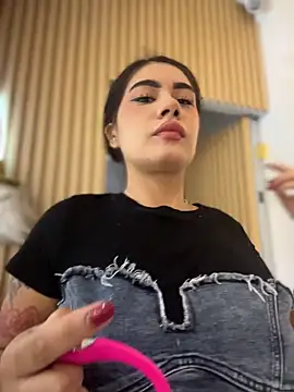 clarachanelricek online show from October 30, 2025, 8:17 pm