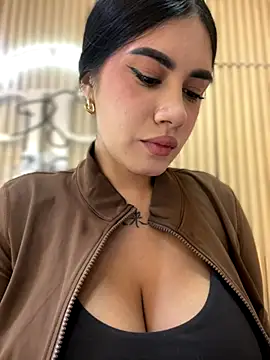 clarachanelricek online show from October 7, 2025, 7:15 pm