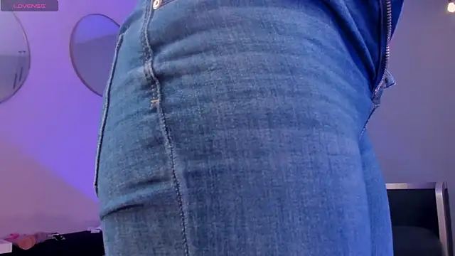 SophieBarnett online show from September 10, 2025, 1:04 am