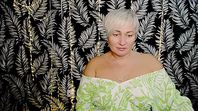 Snapshot of Olivia_playful chatting on October 26, 2025, 12:16 pm Olivia playful online show from October 26, 2025, 12:16 pm