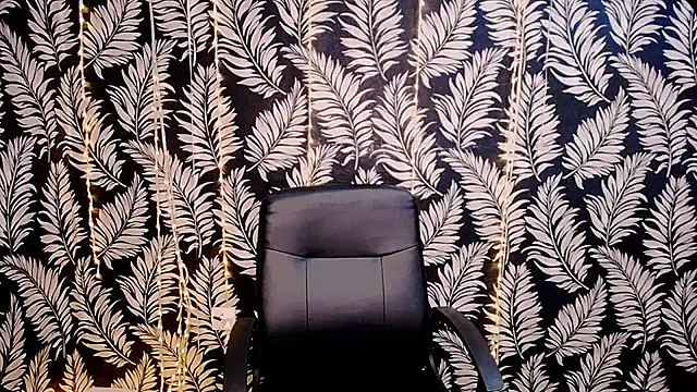 Olivia playful online show from April 20, 2026, 10:29 am