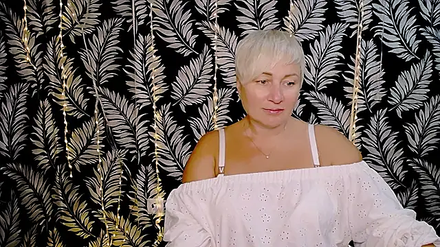 Snapshot of Olivia_playful chatting on October 10, 2025, 11:44 am Olivia playful online show from October 10, 2025, 11:44 am