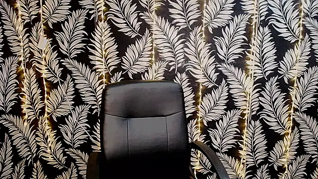 Snapshot of Olivia_playful chatting on March 6, 2025, 3:24 pm Olivia playful online show from March 6, 2025, 3:24 pm