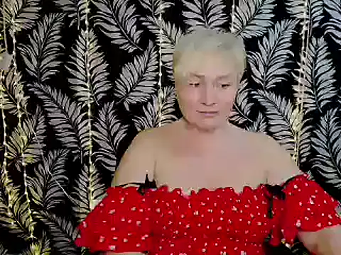 Snapshot of Olivia_playful chatting on March 17, 2025, 3:29 pm Olivia playful online show from March 17, 2025, 3:29 pm