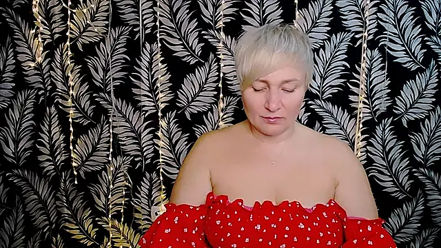 Snapshot of Olivia_playful chatting on September 11, 2025, 11:32 am Olivia playful online show from September 11, 2025, 11:32 am