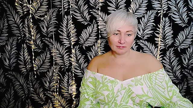 Snapshot of Olivia_playful chatting on November 3, 2025, 11:14 am Olivia playful online show from November 3, 2025, 11:14 am