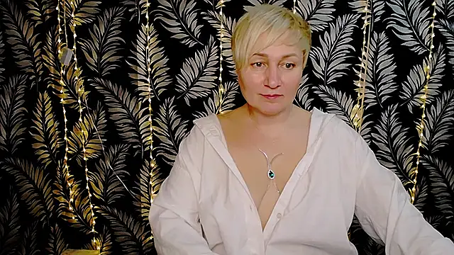 Snapshot of Olivia_playful chatting on March 15, 2025, 3:16 pm Olivia playful online show from March 15, 2025, 3:16 pm