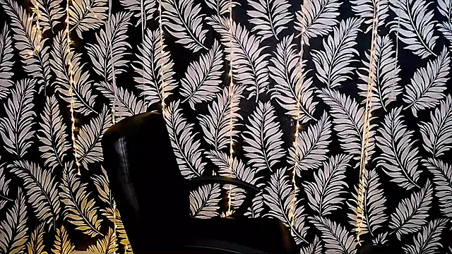 Snapshot of Olivia_playful chatting on September 12, 2025, 11:21 am Olivia playful online show from September 12, 2025, 11:21 am