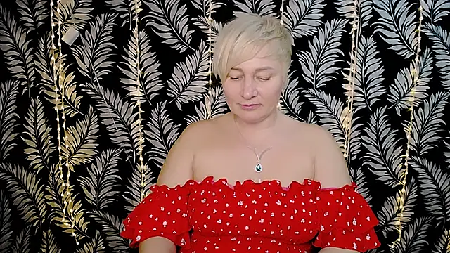 Snapshot of Olivia_playful chatting on February 13, 2025, 3:14 pm Olivia playful online show from February 13, 2025, 3:14 pm