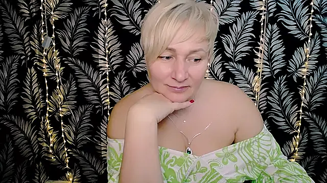 Snapshot of Olivia_playful chatting on March 10, 2025, 3:30 pm Olivia playful online show from March 10, 2025, 3:30 pm