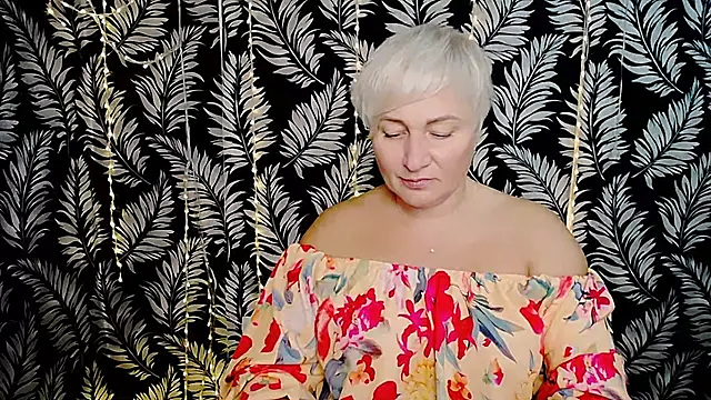 Snapshot of Olivia_playful chatting on October 27, 2025, 12:39 pm Olivia playful online show from October 27, 2025, 12:39 pm