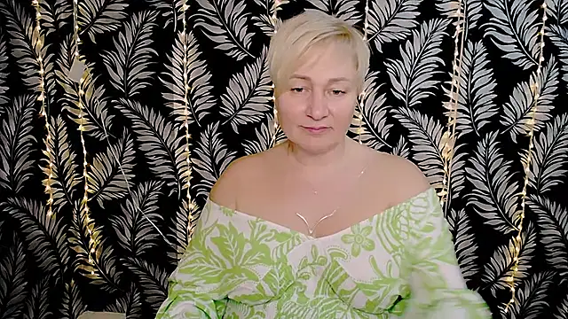 Snapshot of Olivia_playful chatting on March 1, 2025, 3:38 pm Olivia playful online show from March 1, 2025, 3:38 pm