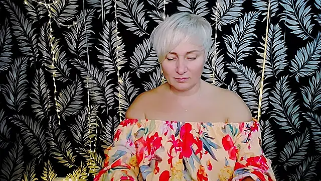 Snapshot of Olivia_playful chatting on November 17, 2025, 1:59 pm Olivia playful online show from November 17, 2025, 1:59 pm