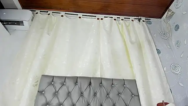 Snapshot of luna_evaa chatting on March 12, 2025, 5:49 pm luna evaa online show from March 12, 2025, 5:49 pm