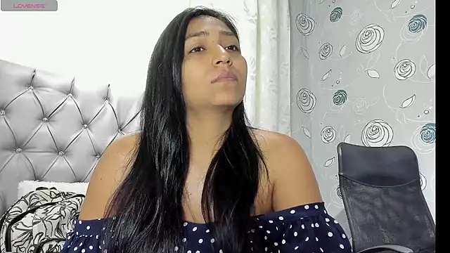 Snapshot of luna_evaa chatting on October 8, 2025, 3:24 pm luna evaa online show from October 8, 2025, 3:24 pm