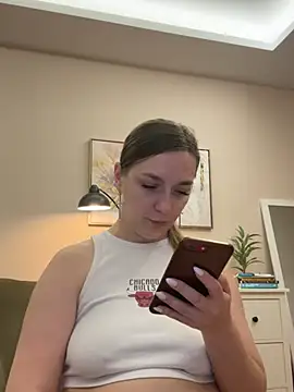 Janeee online show from February 5, 2025, 6:48 pm