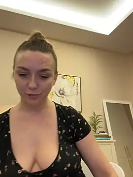 Janeee online show from February 12, 2025, 4:33 pm