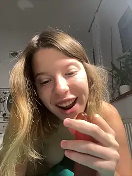 kimczii online show from October 17, 2025, 6:17 am