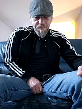 eddouxxx78 online show from January 9, 2025, 9:48 am