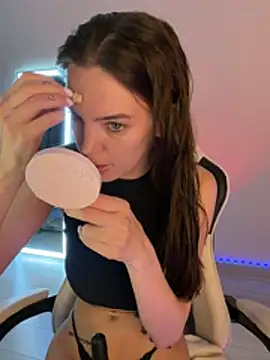 julia fly online show from March 21, 2026, 9:14 am