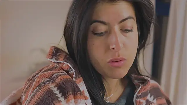 anabelcurvy online show from February 4, 2025, 6:27 pm