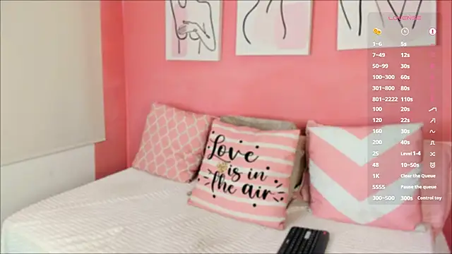 ZOEGARNER01 online show from March 3, 2025, 7:07 pm