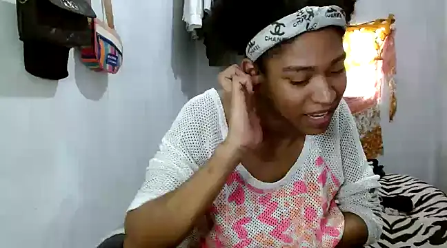 angelamarie1 online show from March 21, 2025, 4:29 pm