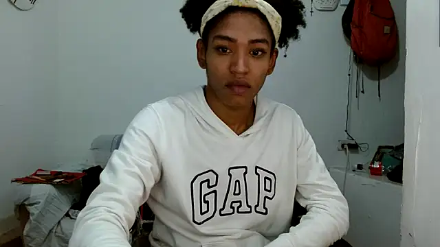 angelamarie1 online show from October 2, 2025, 3:43 am