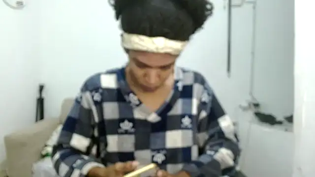 angelamarie1 online show from September 23, 2025, 10:33 am