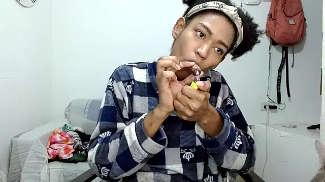 angelamarie1 online show from October 19, 2025, 8:28 am